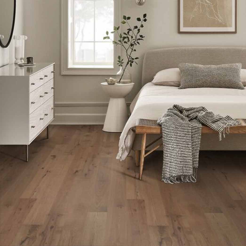 Anderson Hardwood Imperial Pecan AA828 Hazel 17036 Scene1