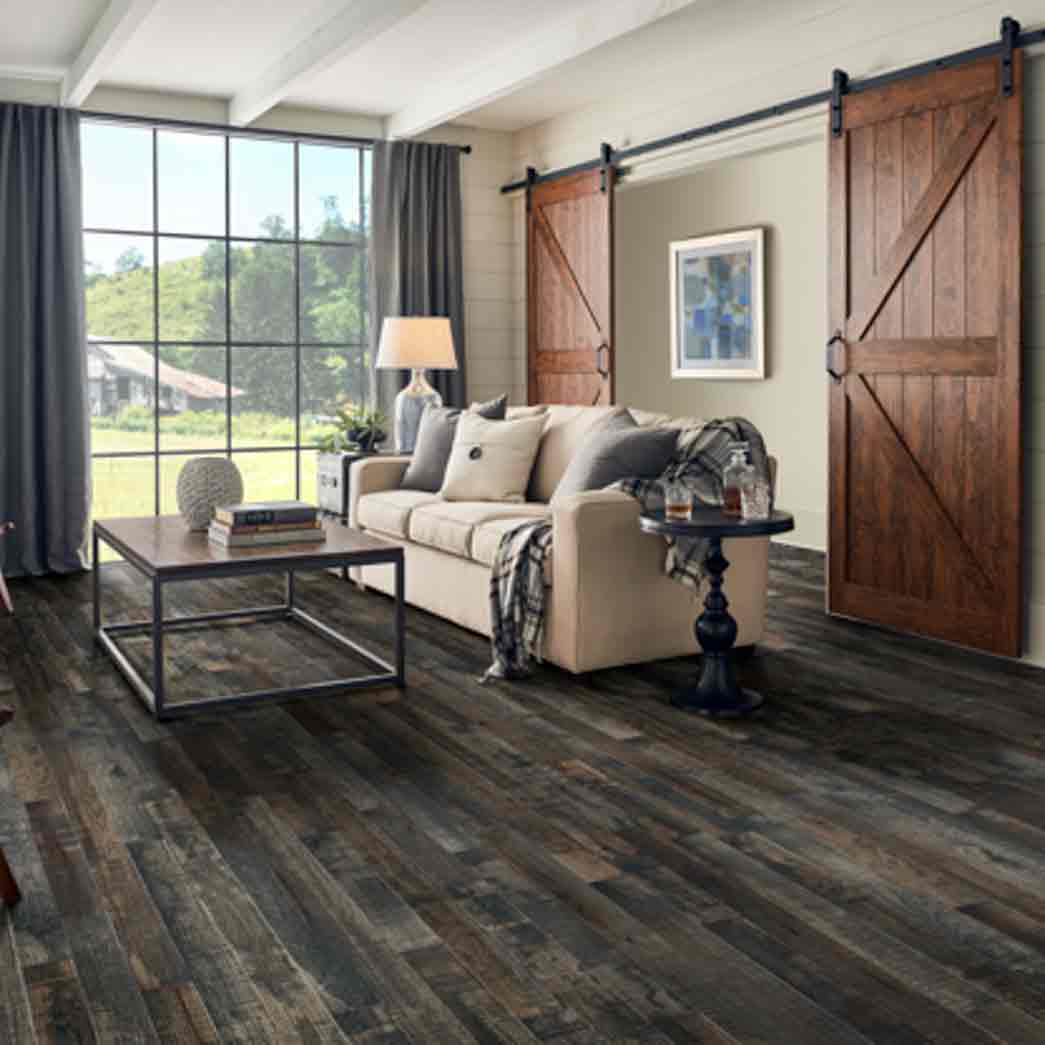 Barnwood-Living--Solid-Wyoming-SHMB467L31X- room scene 1