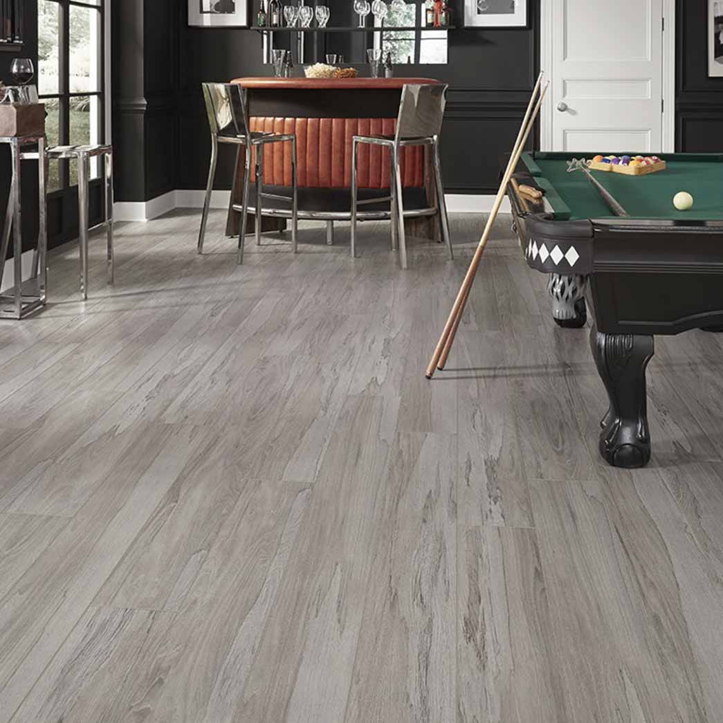 Mannington-Adura-APEX-Spalted-Wych-Elm-Mushroom-APX021-(Room-Scene)