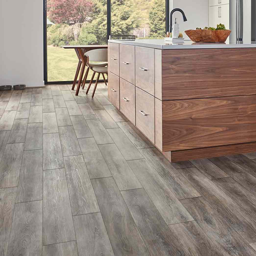 Mannington-Adura-Max-Plank-Margate-Oak-Waterfront-MXP051-(Room-Scene)