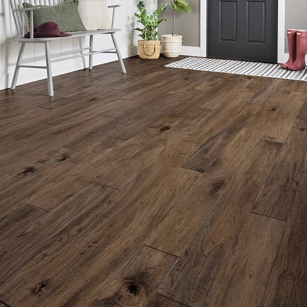 Mannington-Hardwood-Kodiak-Fawn-KDK05FN1-(Room-Scene)