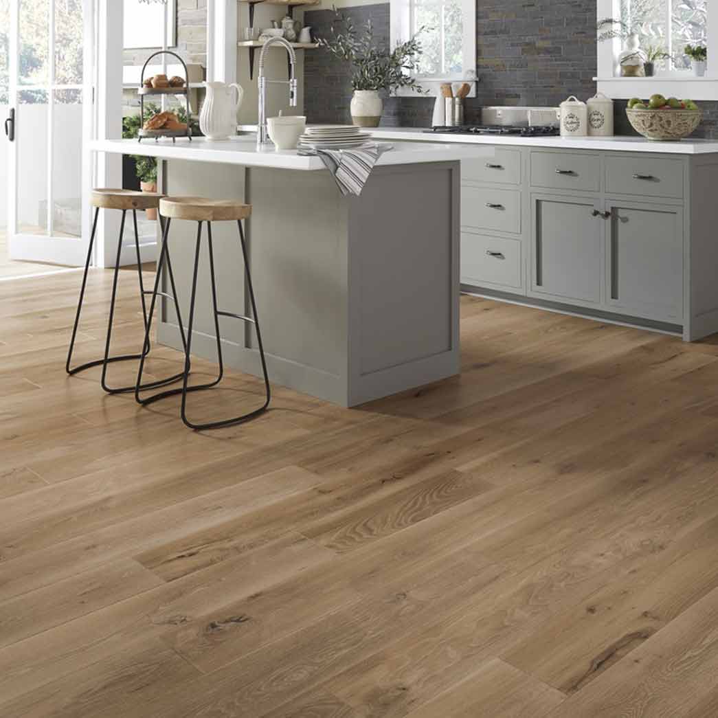 Mannington-Hardwood-Normandy-Oak-Brioche-MSN07BRH1-(Room-Scene)