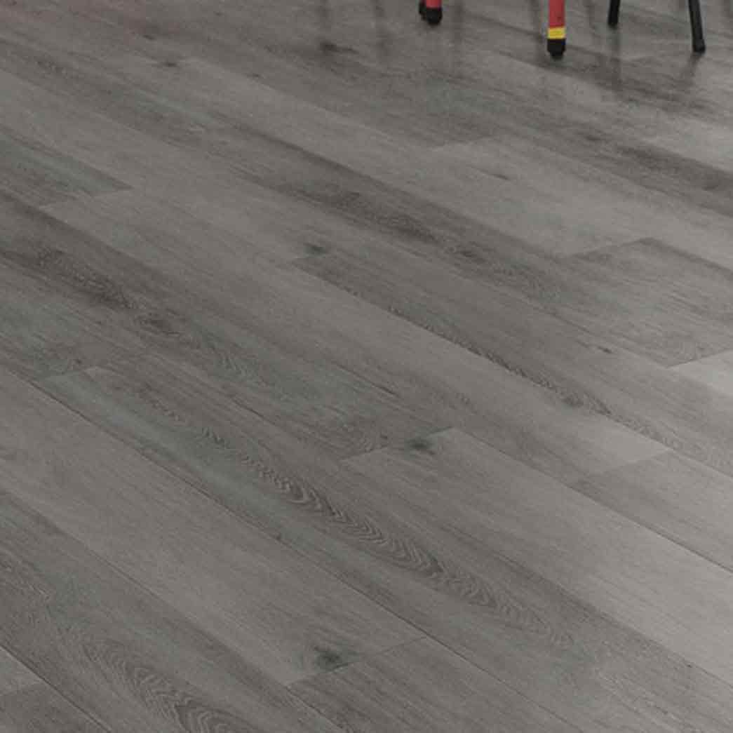 MetroFlor-San-Marcos-Oak-DN1445108-Flint-Grey-room scene 1