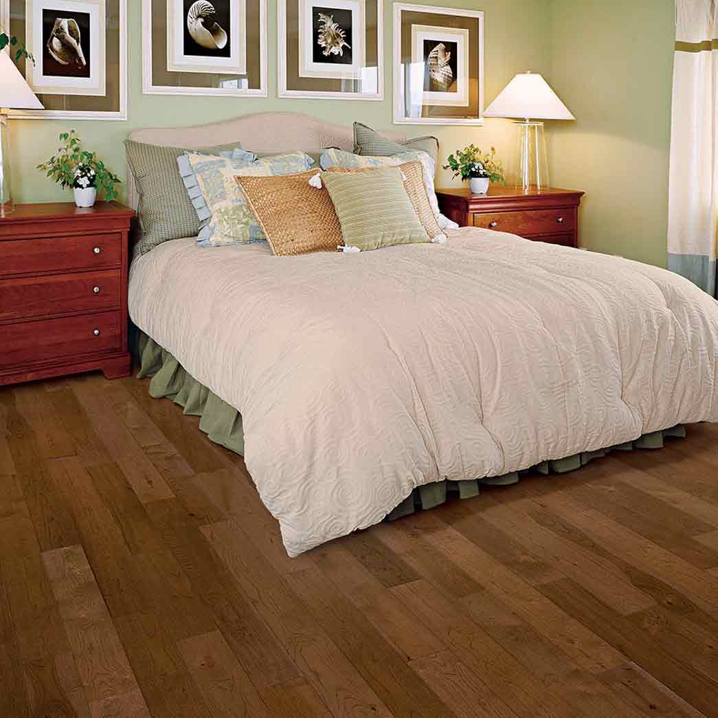 Mullican-Muirfield-Hickory-Provincial-SKU-14593-(Room-Scene)