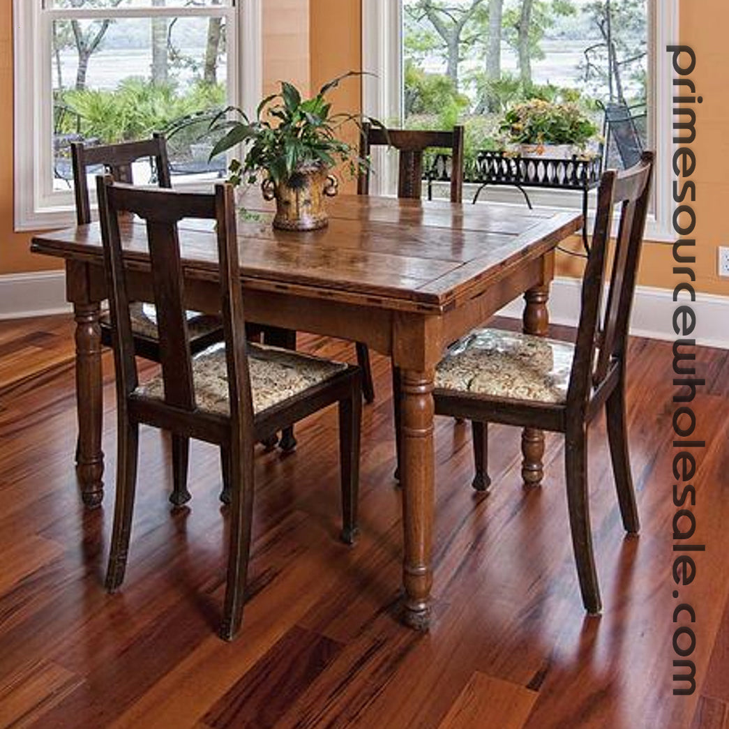 Capri Plank-Tigerwood Natural Room1